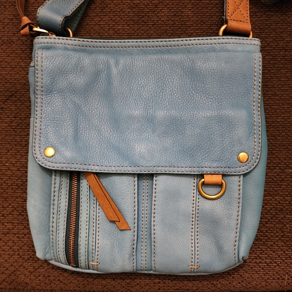 Fossil Crossbody - Picture 2 of 16